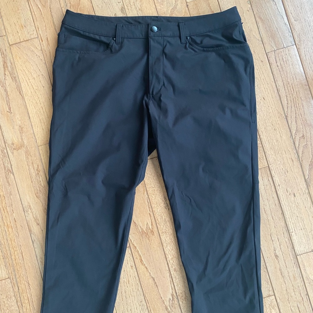 Lululemon Men’s ABC Pant